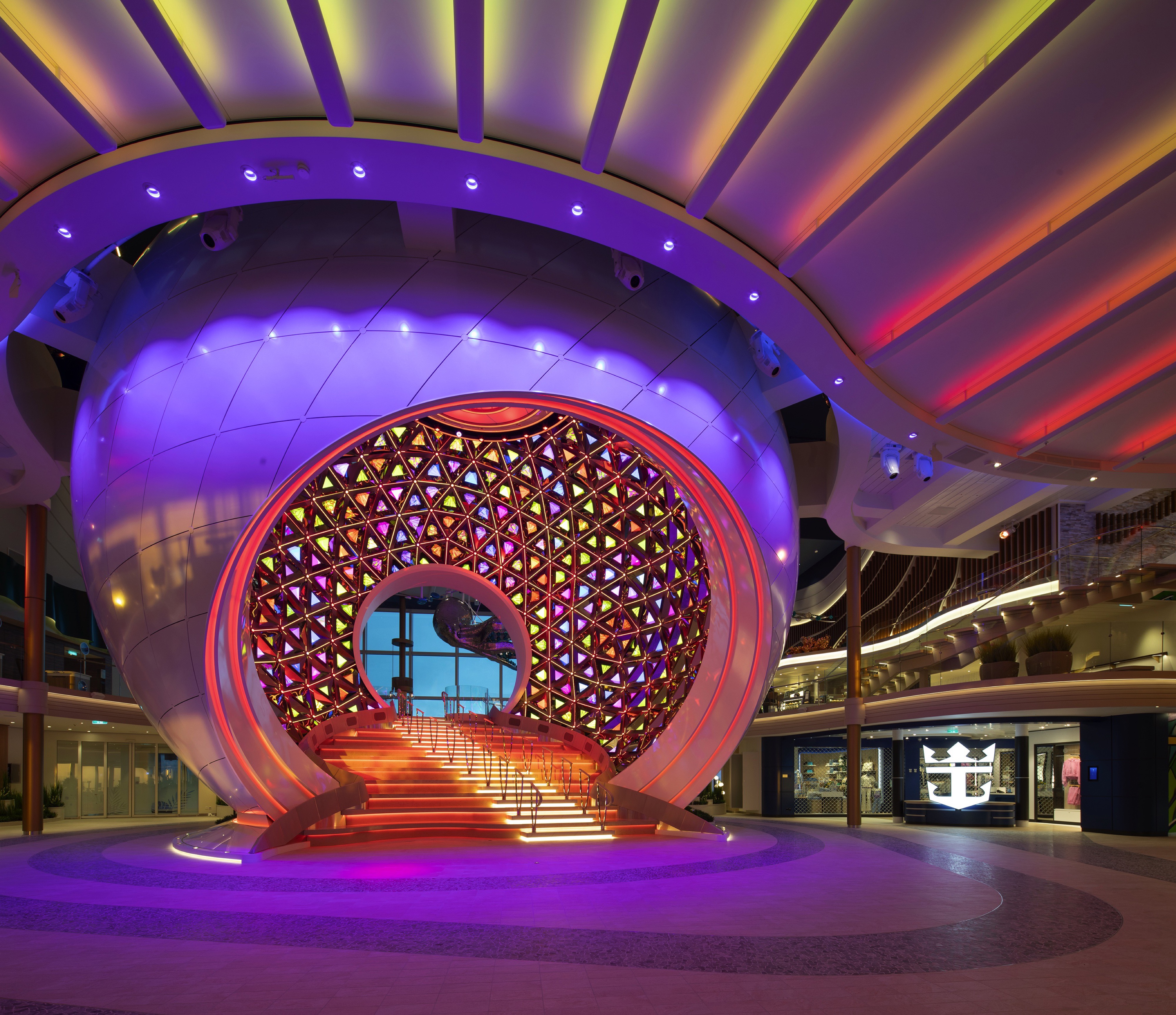 Legend of the Seas - Pearl Café℠
